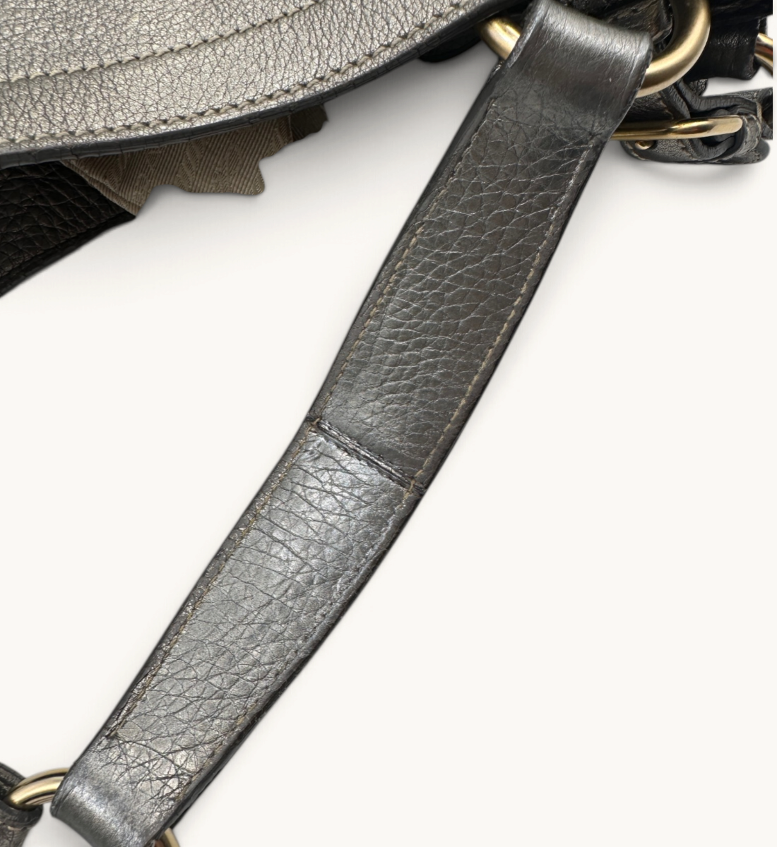 Vitello Daino Side Pocket Hobo Silver Handbag