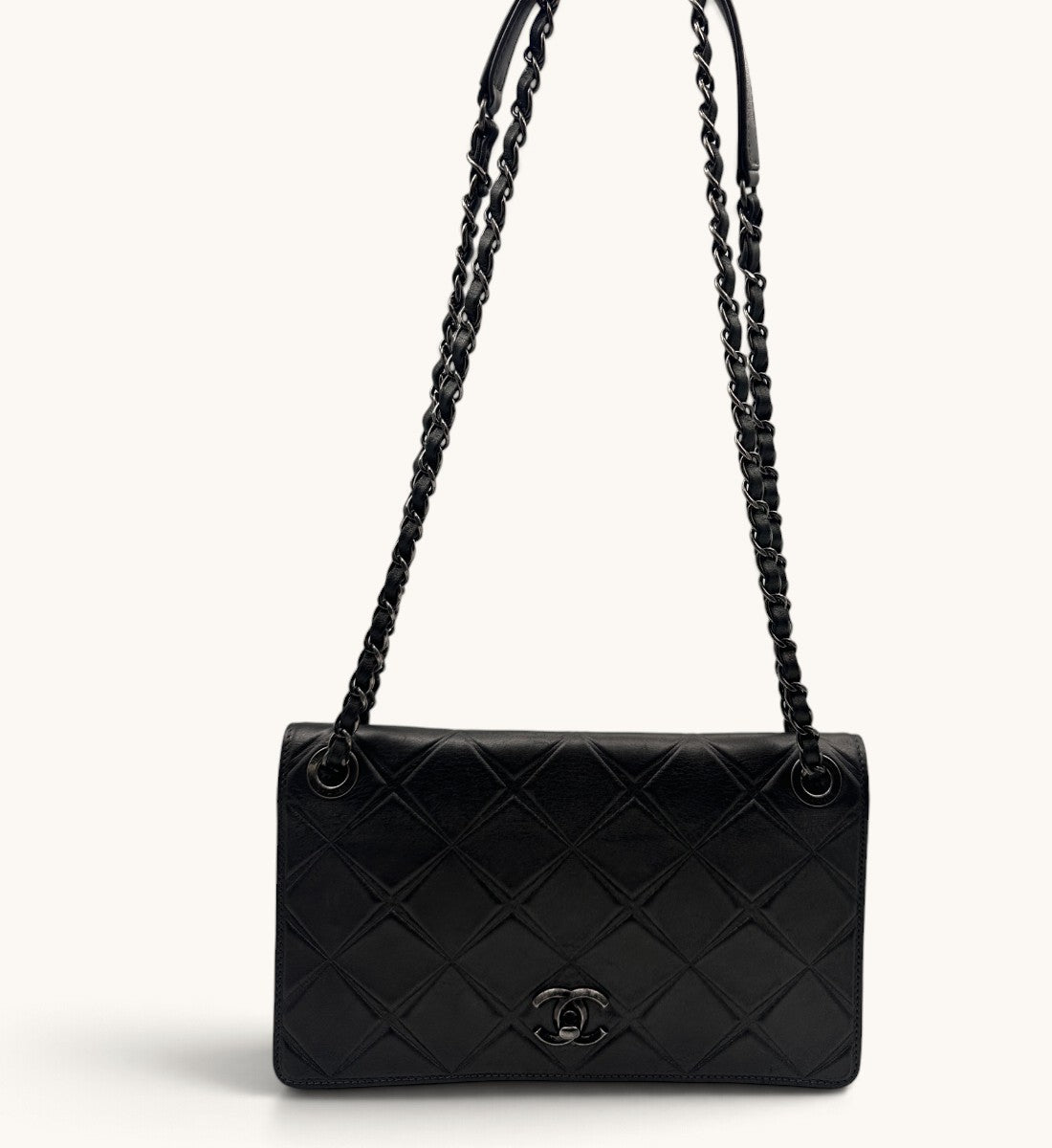 Propeller Flap Bag