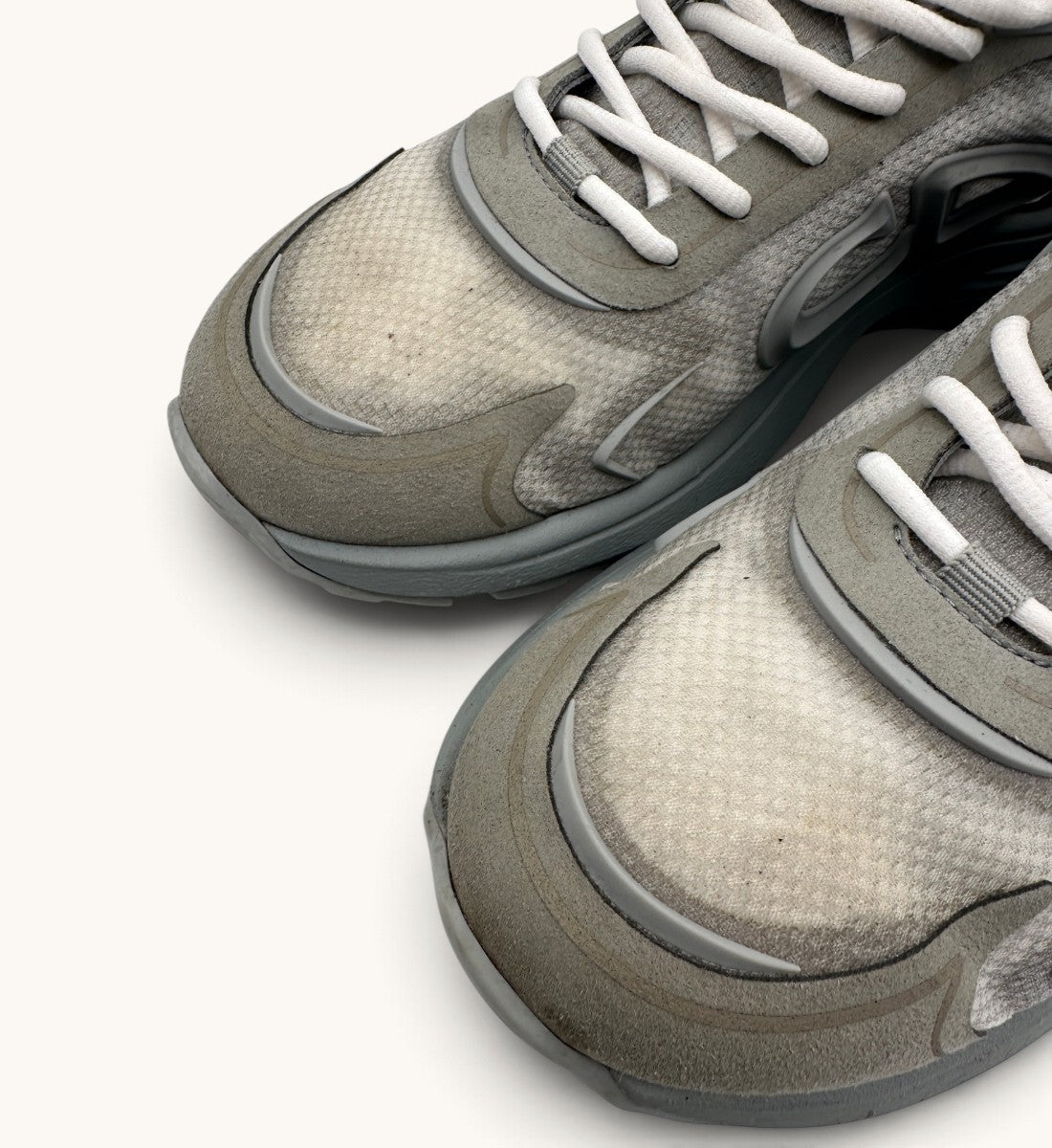 B30 Sneakers