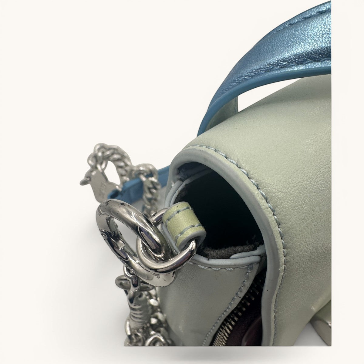 Kenzo · Kenzo Paris · mini bag · top handle bag · crossbody bag · tassel bag · colour block · grey leather bag · chain strap · designer handbag · second hand luxury · prabangios rankinės · naudota rankinė · Kenzo originali