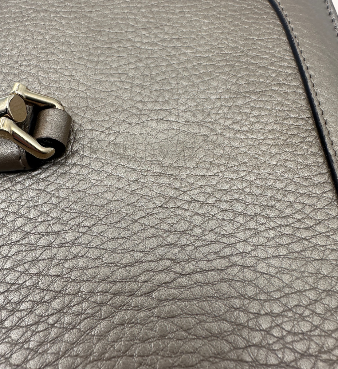 Broadway Piston Wallet On Chain