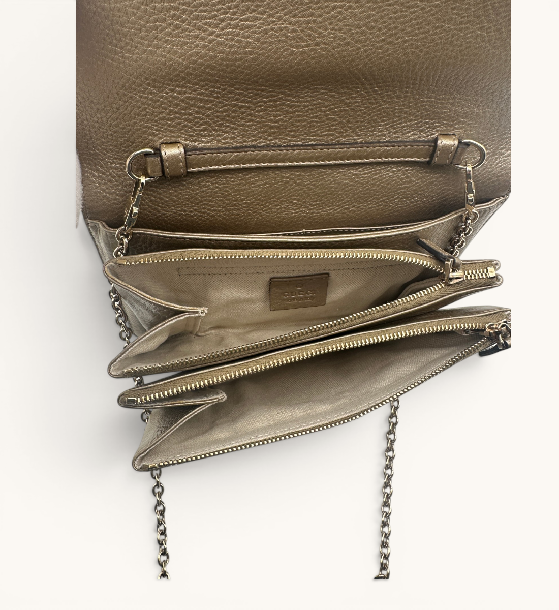 Broadway Piston Wallet On Chain