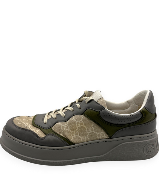 Low Top Sneakers