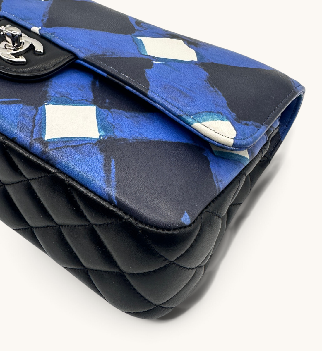 Timeless Classic Flap Medium Bag