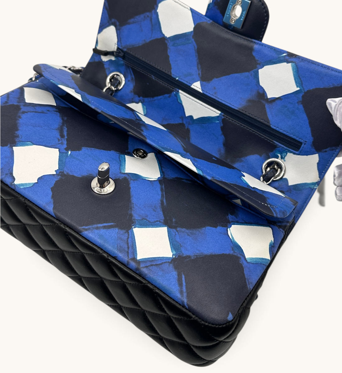 Timeless Classic Flap Medium Bag