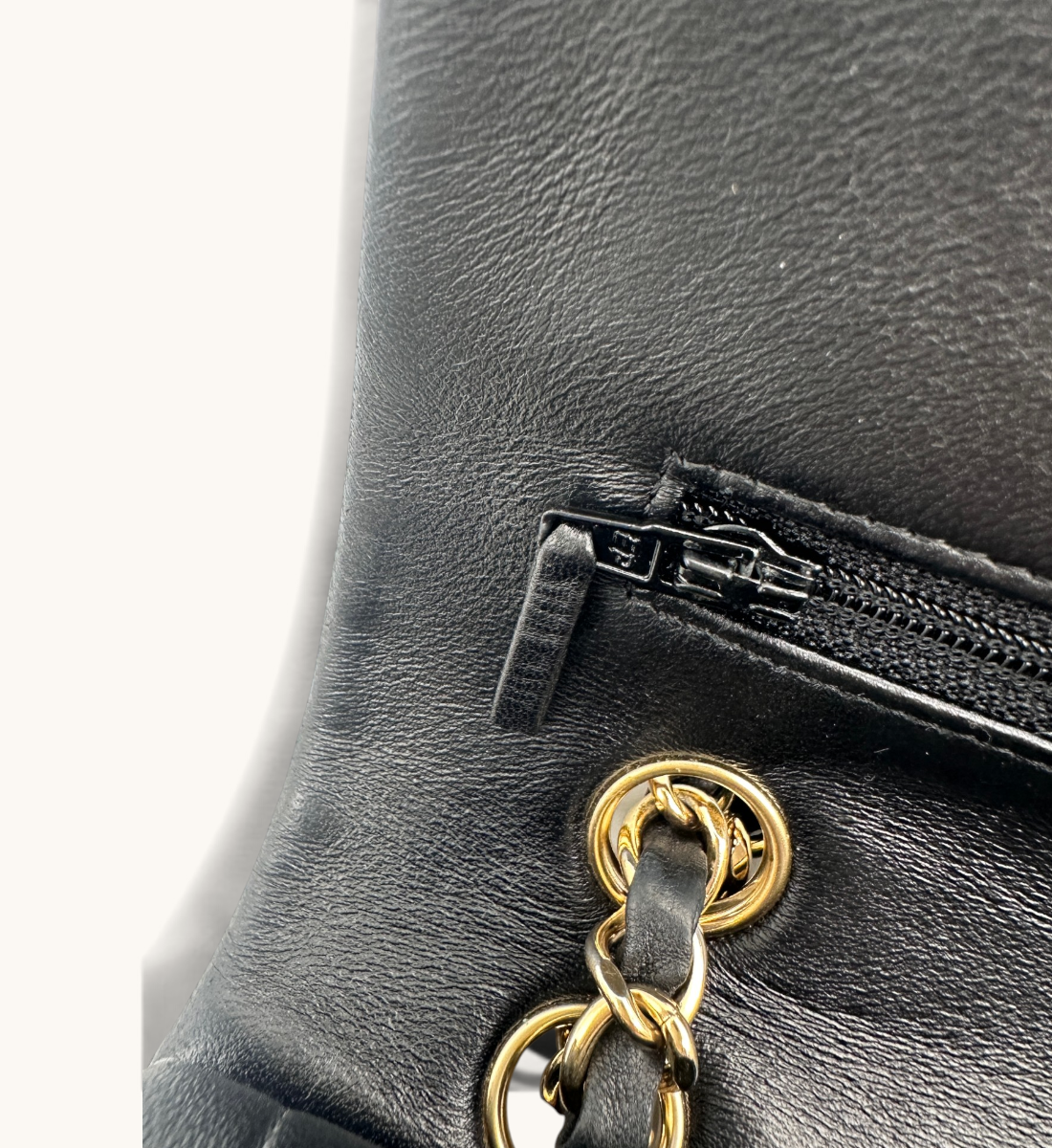 Medium Classic 11.12 Handbag
