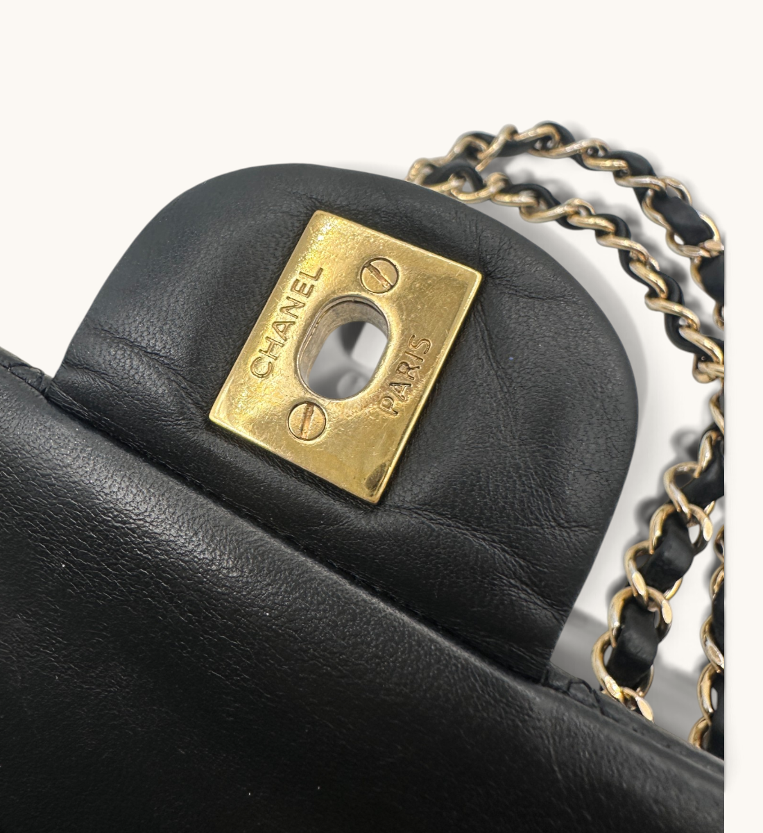 Medium Classic 11.12 Handbag
