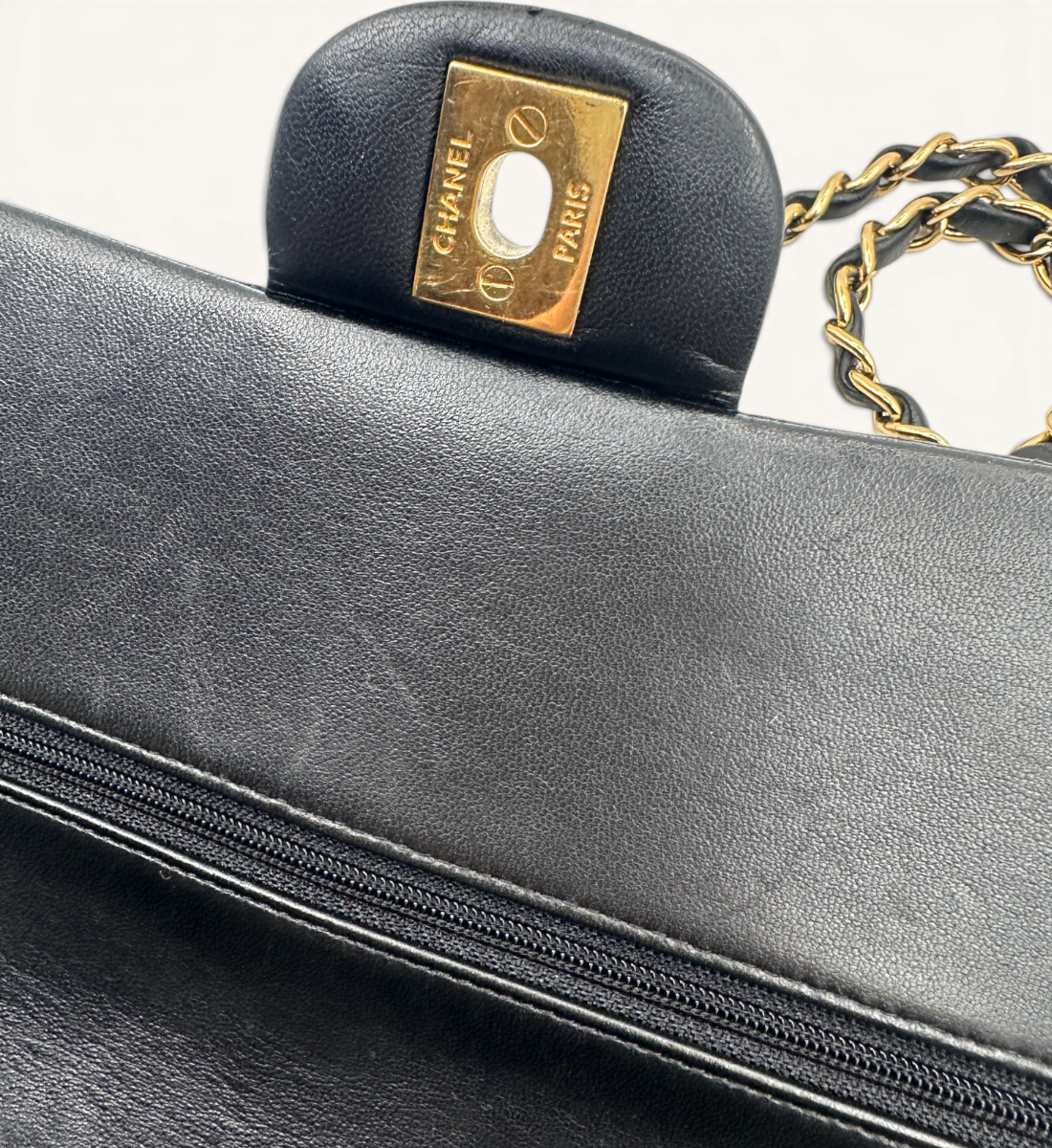 Classic Double Flap Medium