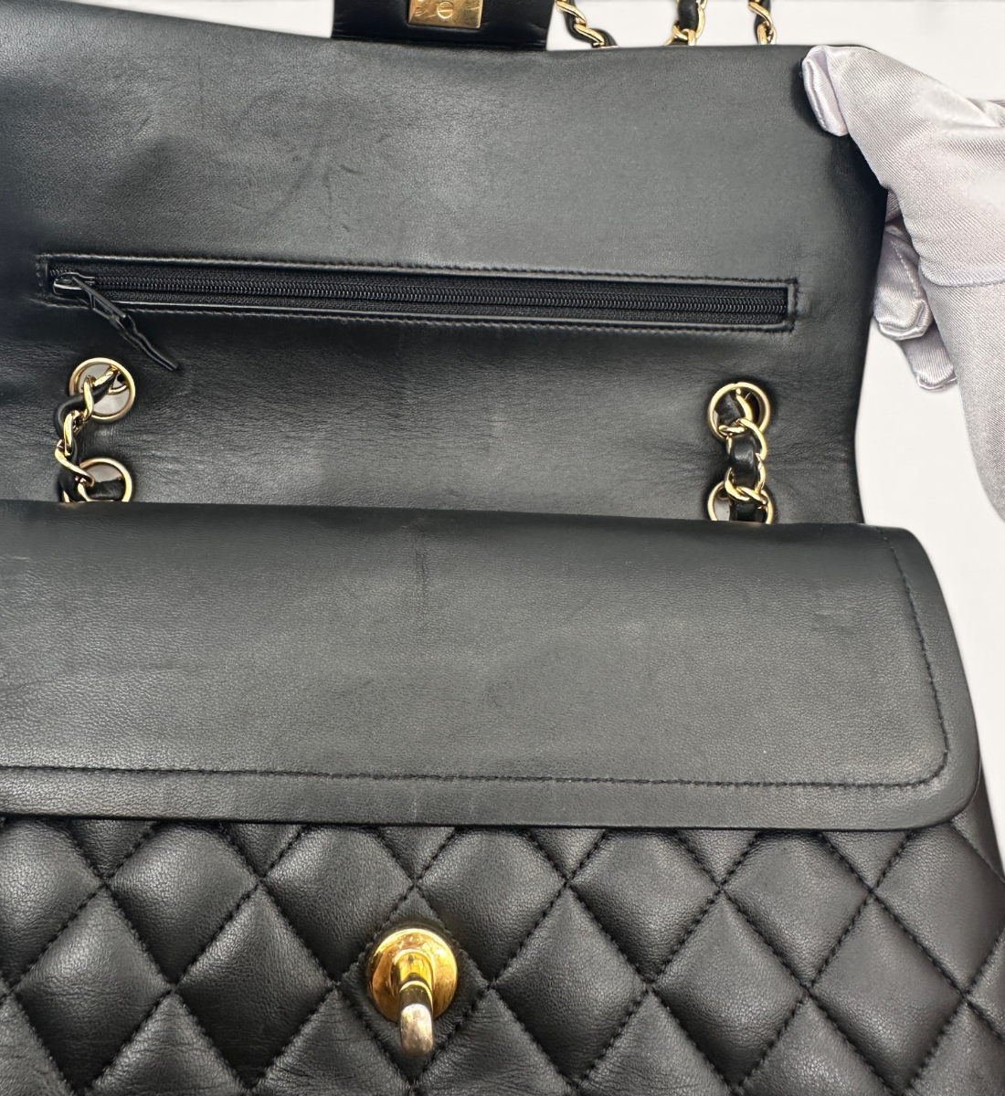 Classic Double Flap Medium