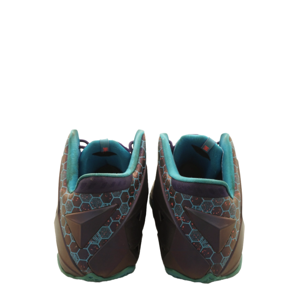 LeBron Summit Lake Hornets XI