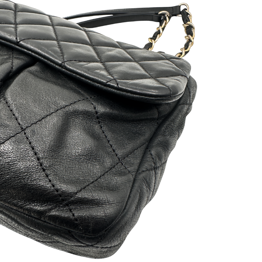 Iridiscent Large Classic Quilted Flap Bag