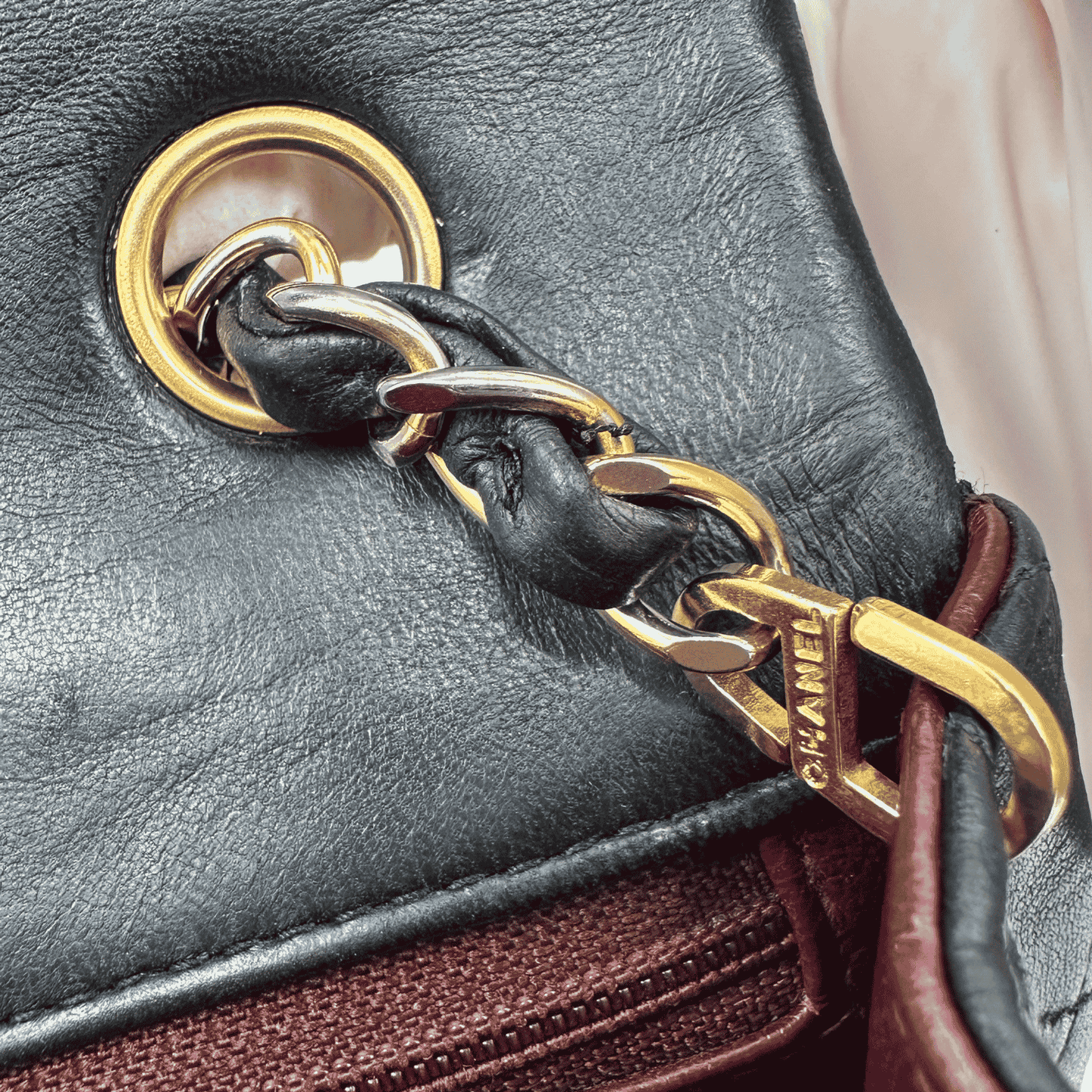 Vintage Matelasse 20 Flap Chain Shoulder Bag
