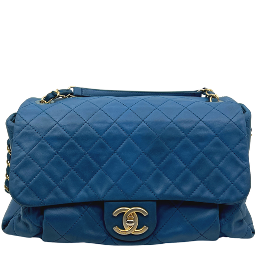 Iridiscent Large Classic Quilted Flap Bag