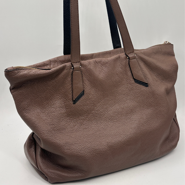 Iphigenie Shoulder Bag